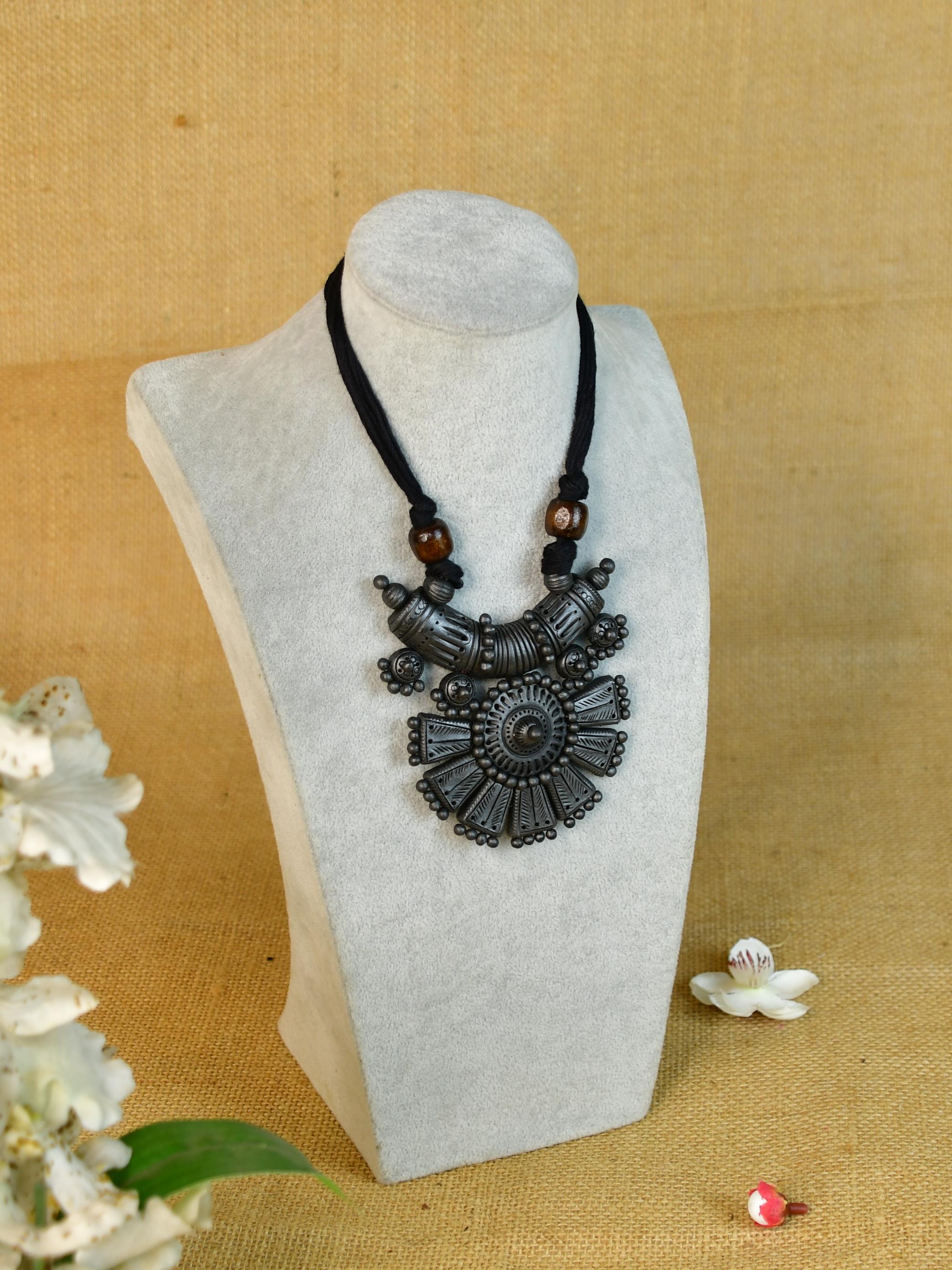 Sowpeace Handcrafted Terracotta Necklace: Crescent Pendant with Petal Design